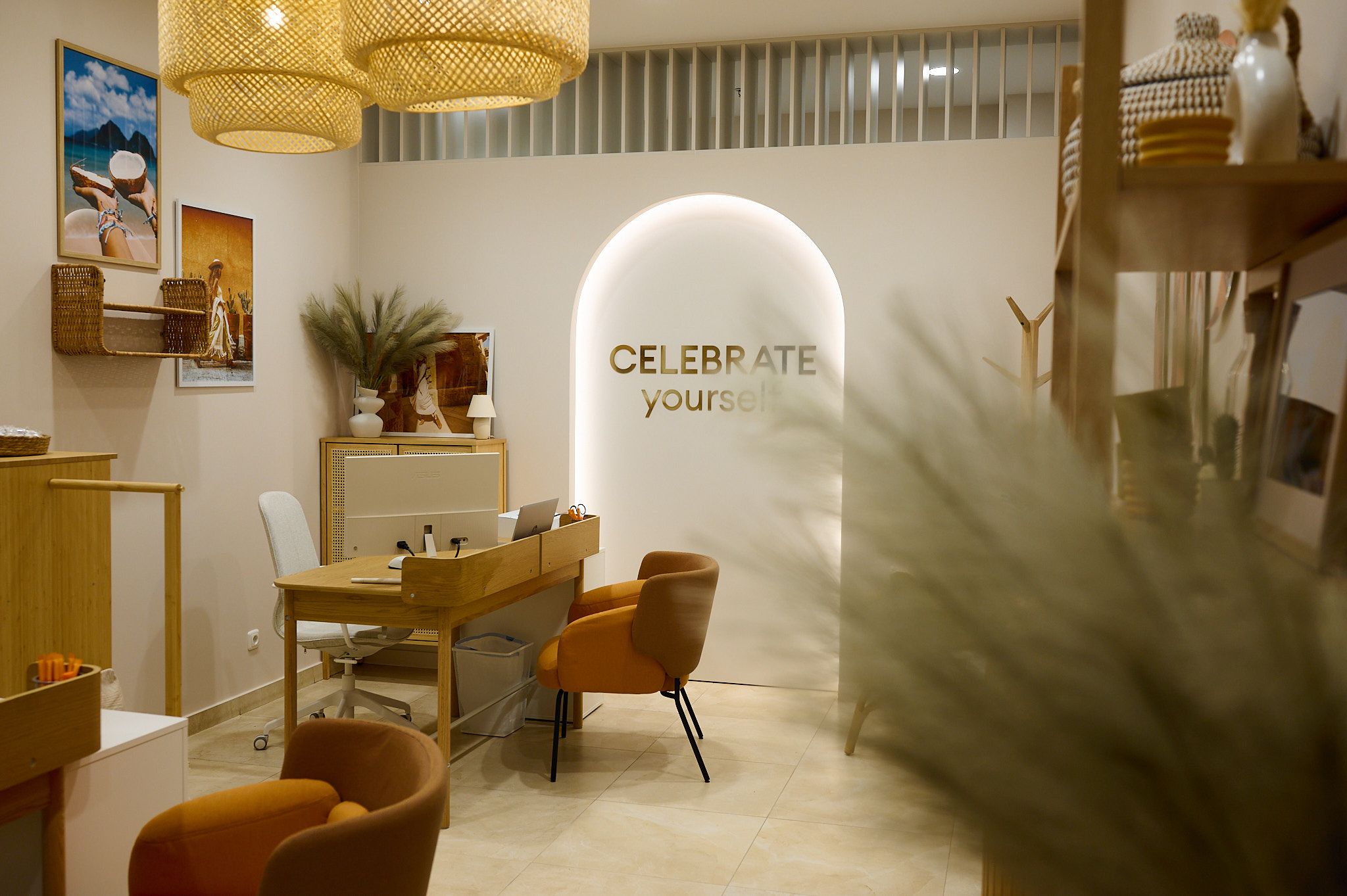 Ozas Travel Shop 4